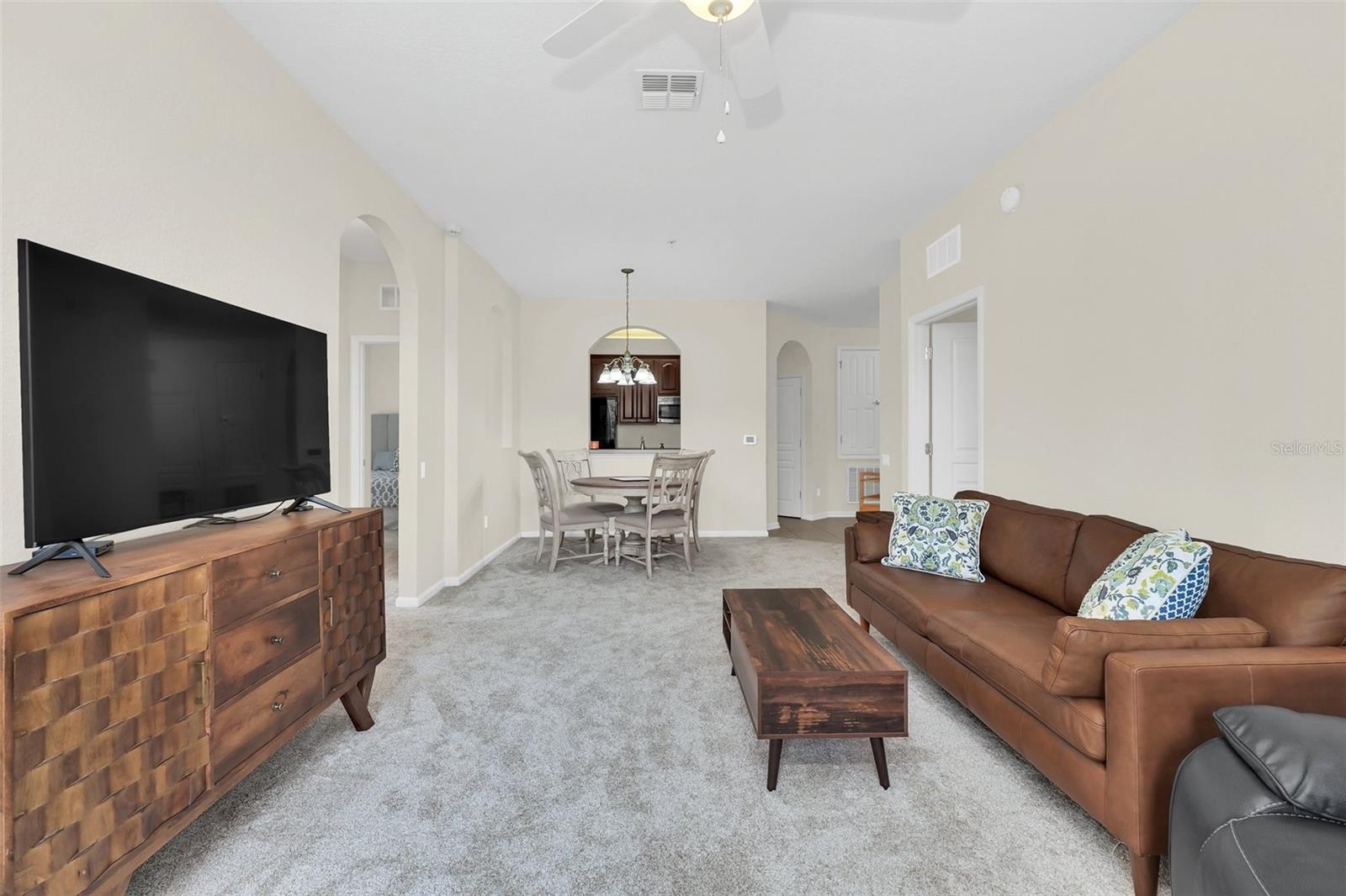 8298 PORTOFINO DR #103