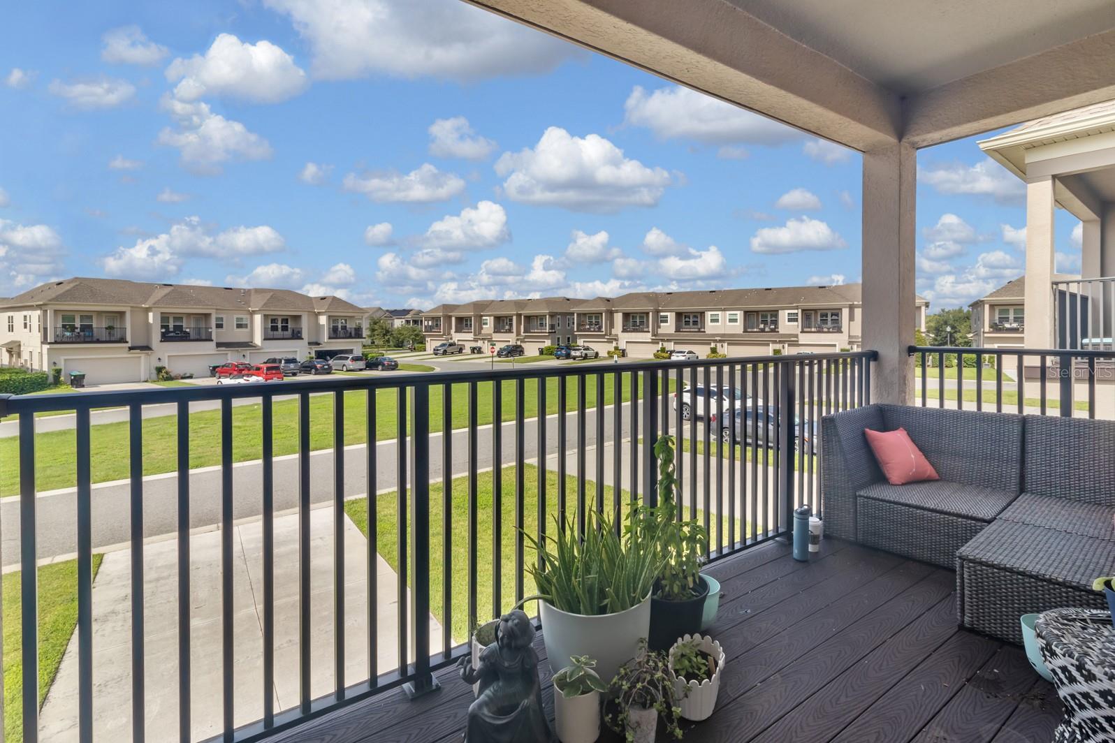 5674 CYPRESS HILL RD