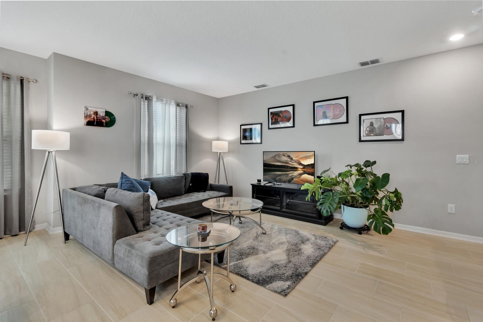 5674 CYPRESS HILL RD