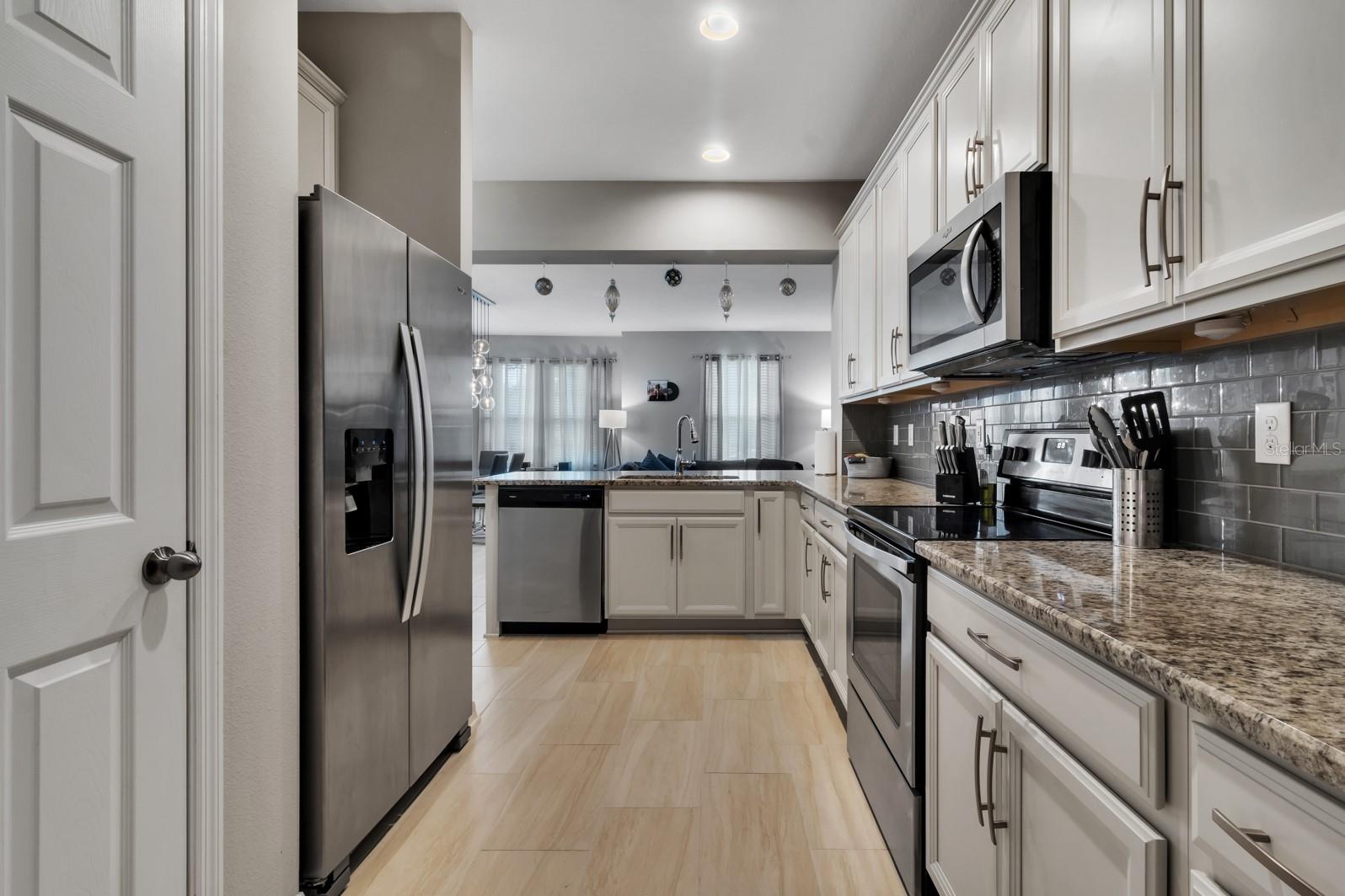 5674 CYPRESS HILL RD