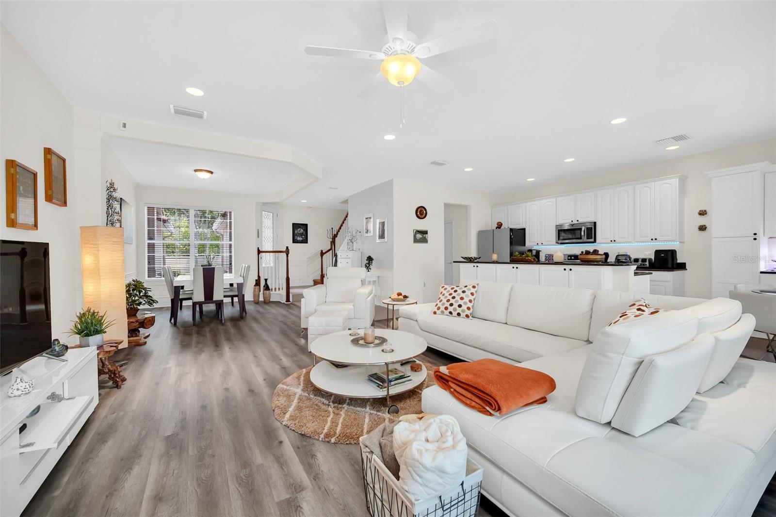 8383 RIVERDALE LN #1