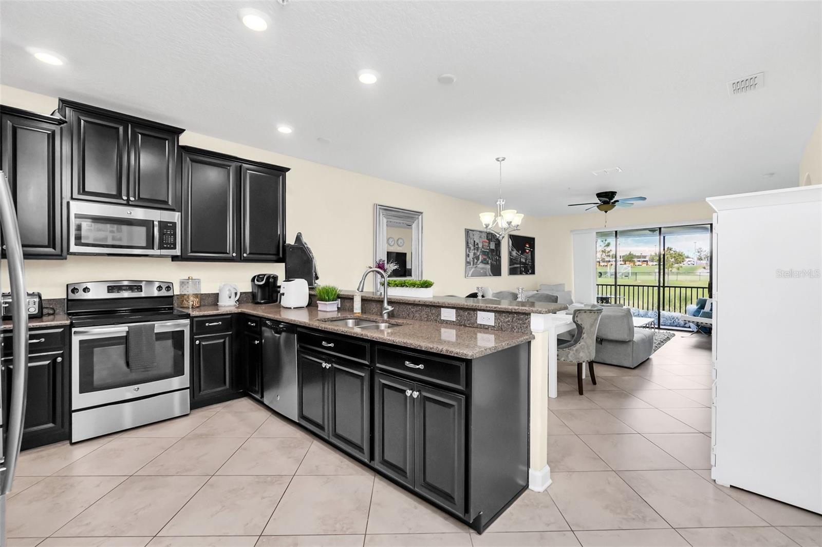 1221 LONG COVE LOOP #1221