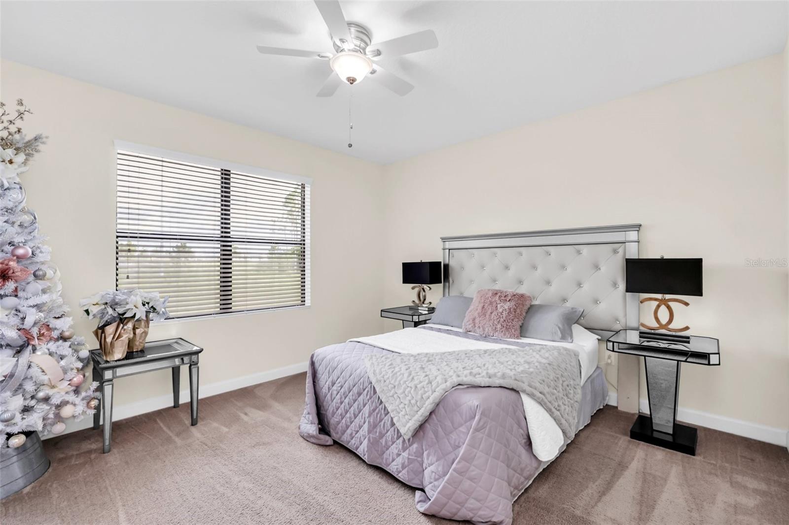 1221 LONG COVE LOOP #1221