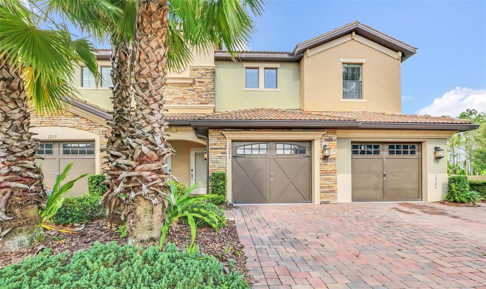 1221 LONG COVE LOOP #1221