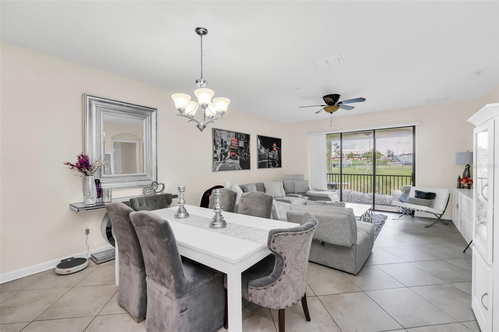 1221 LONG COVE LOOP #1221