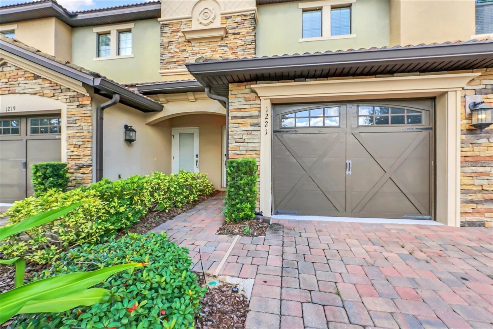 1221 LONG COVE LOOP #1221