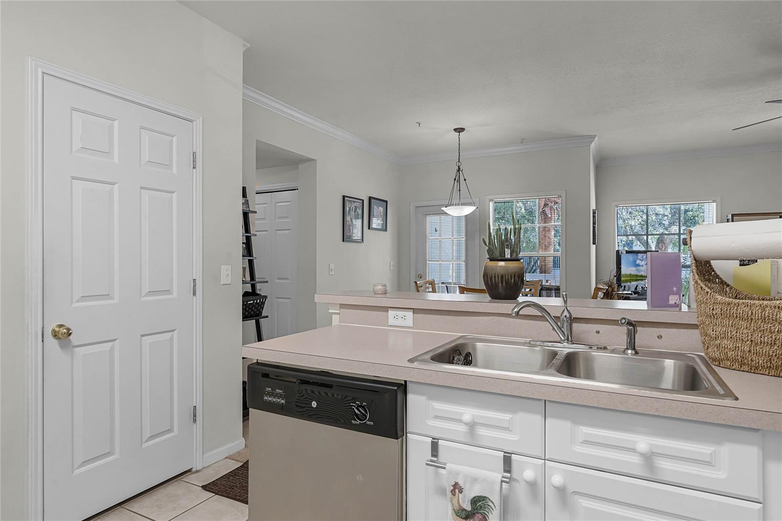 765 CELEBRATION AVE #765