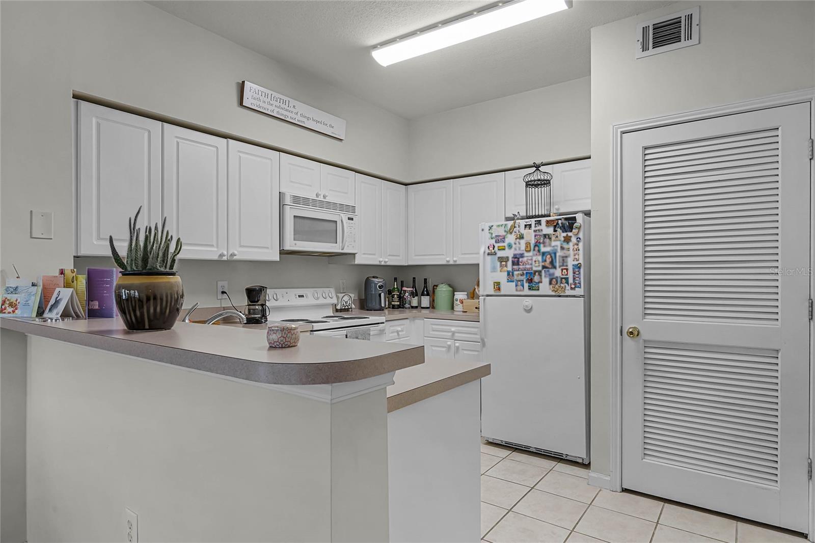 765 CELEBRATION AVE #765