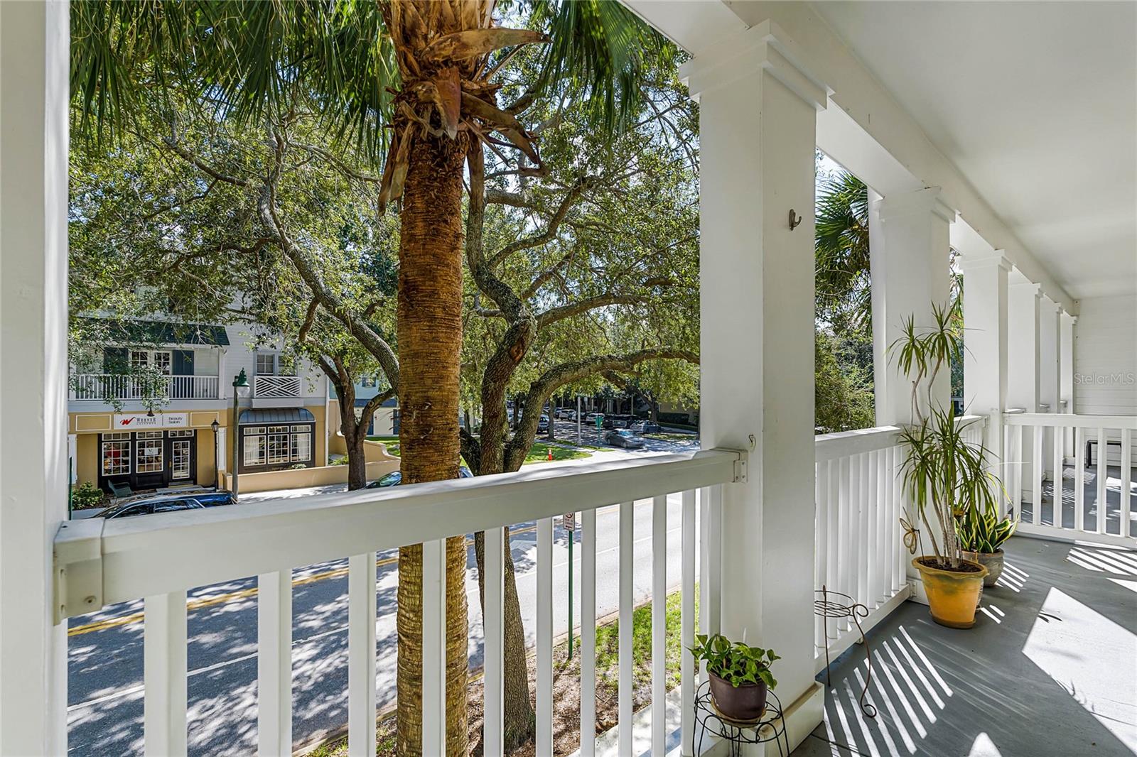 765 CELEBRATION AVE #765