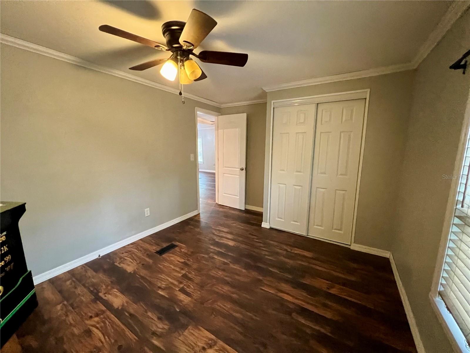 12601 COUNTRYLAND DR