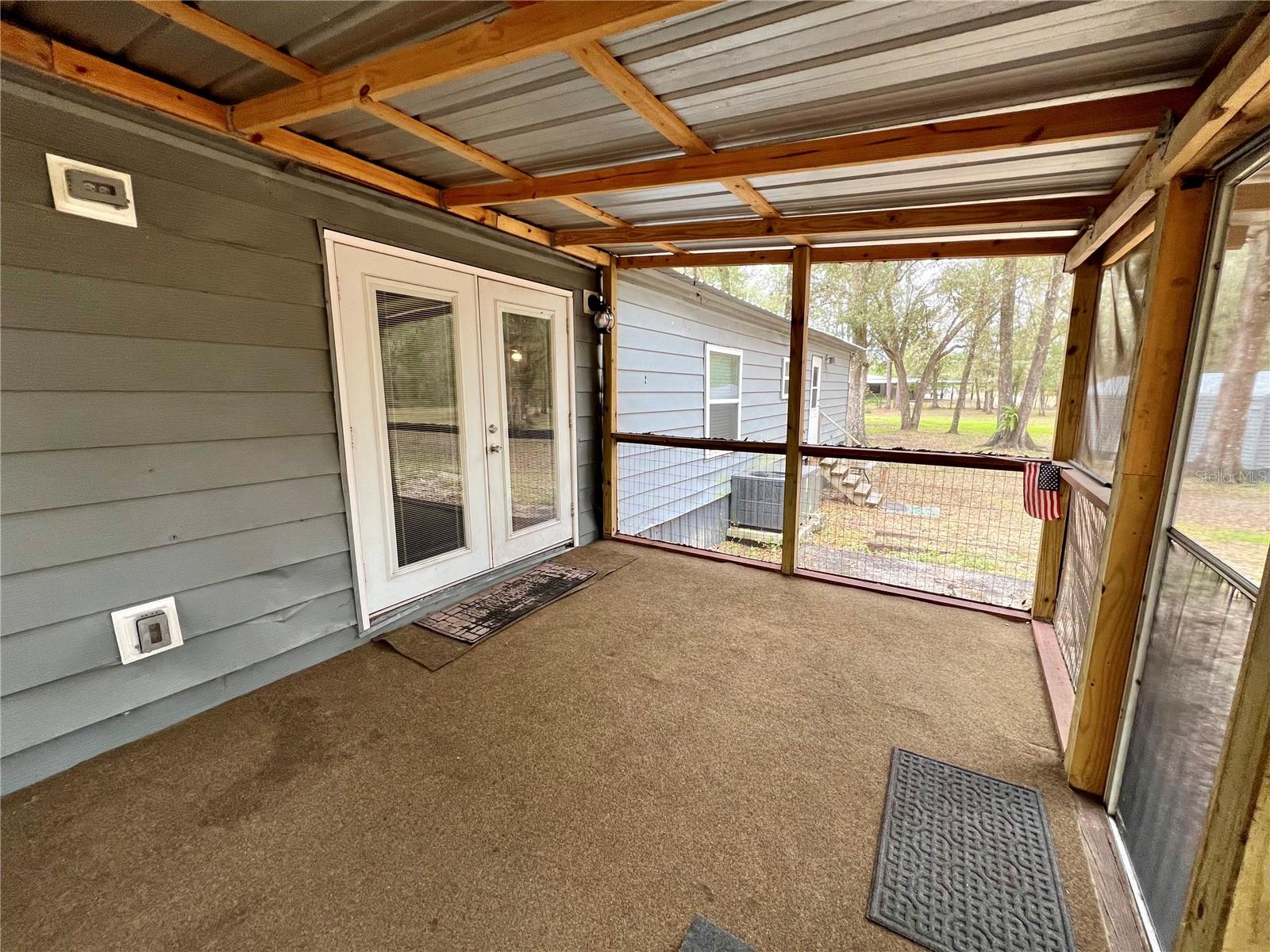 12601 COUNTRYLAND DR