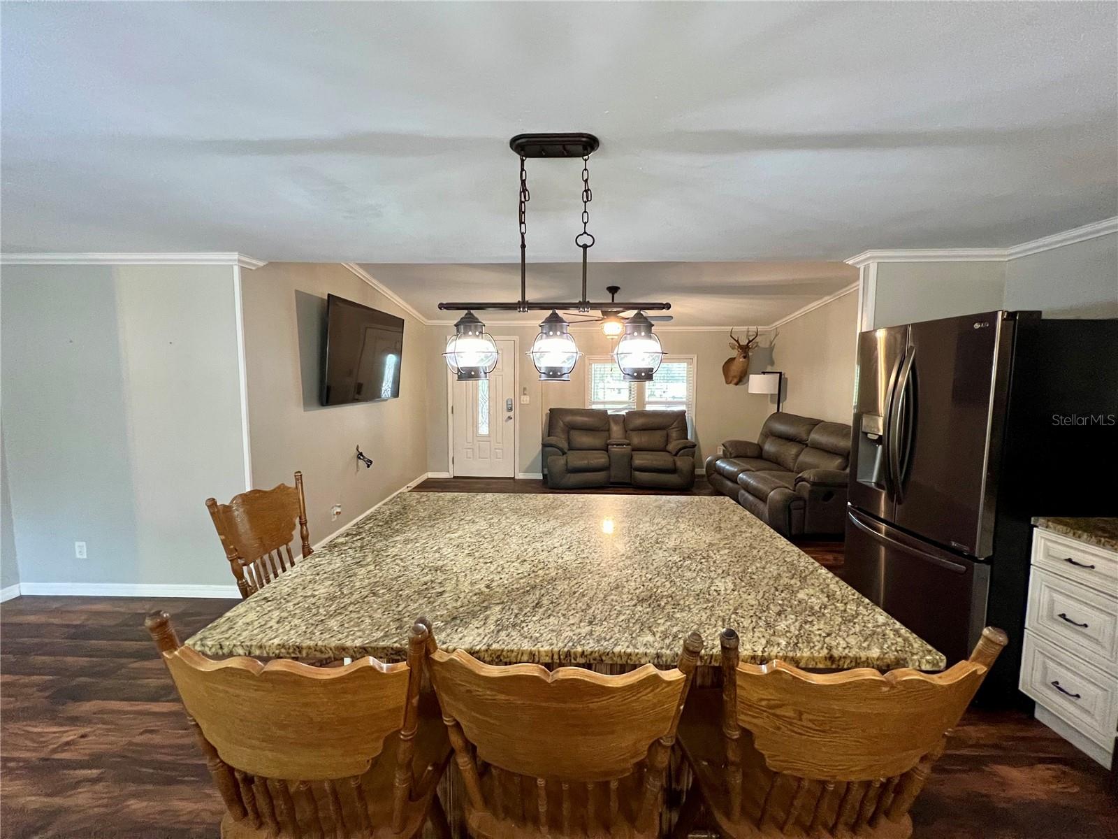 12601 COUNTRYLAND DR