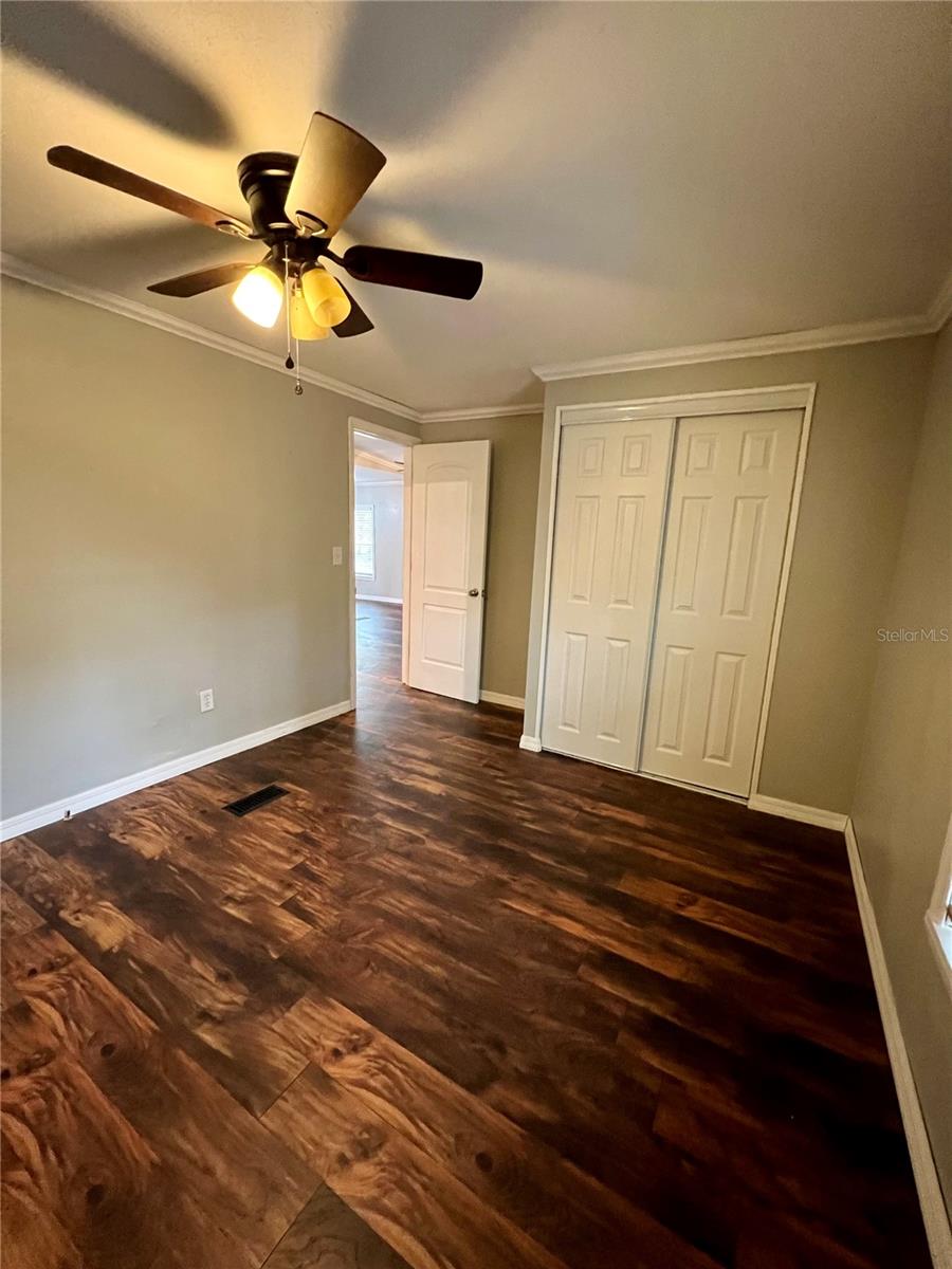 12601 COUNTRYLAND DR