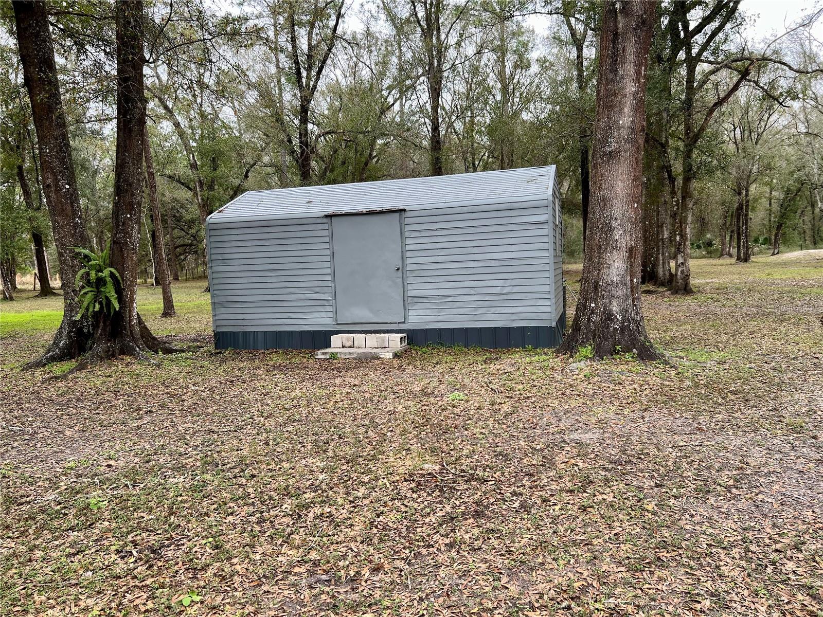 12601 COUNTRYLAND DR