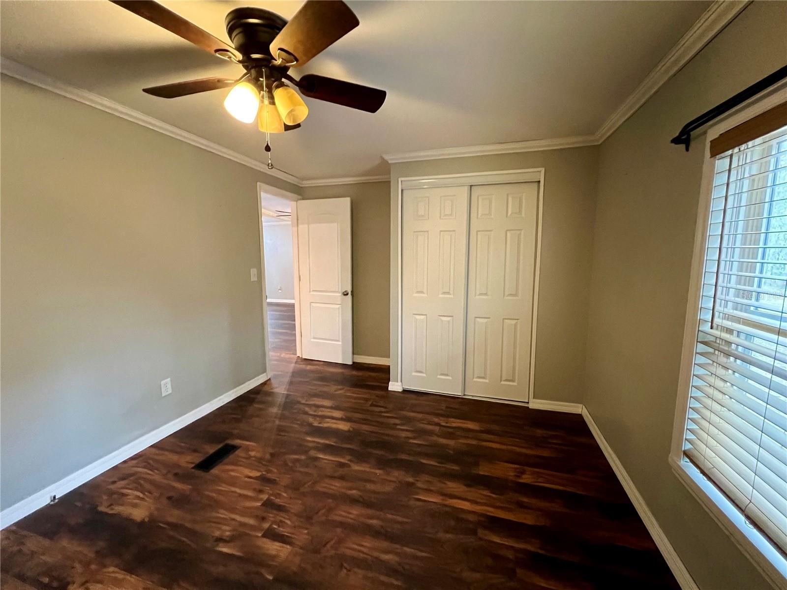 12601 COUNTRYLAND DR