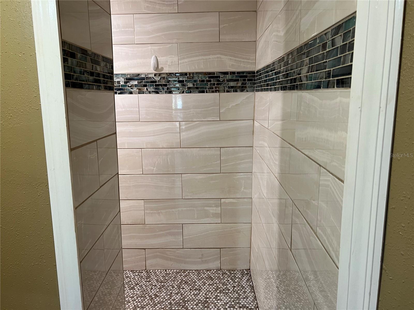 12601 COUNTRYLAND DR