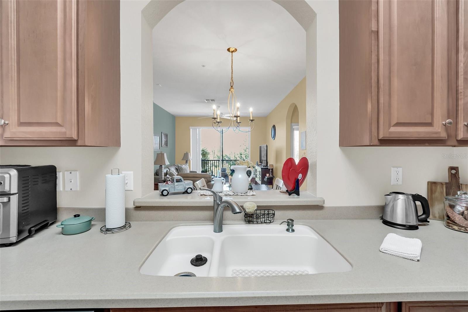 8306 PORTOFINO DR #203