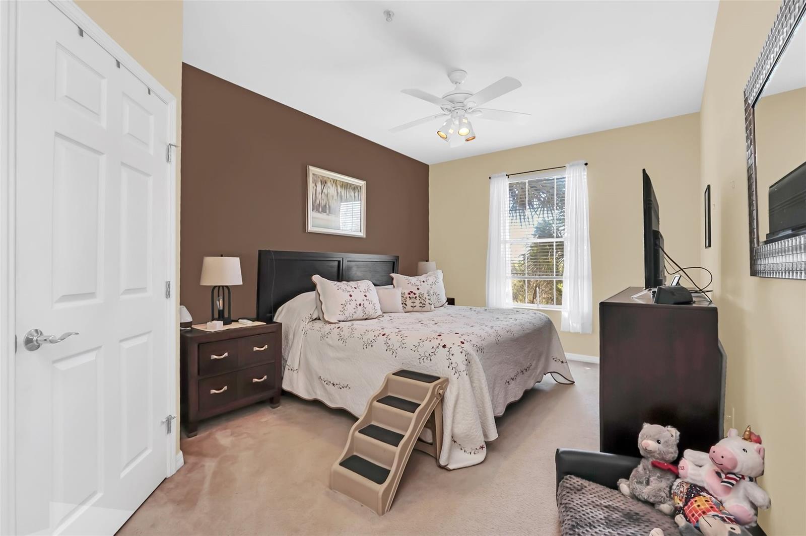 8306 PORTOFINO DR #203