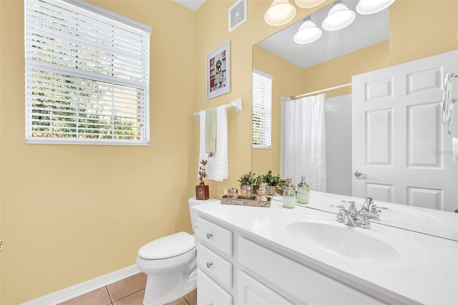 8306 PORTOFINO DR #203