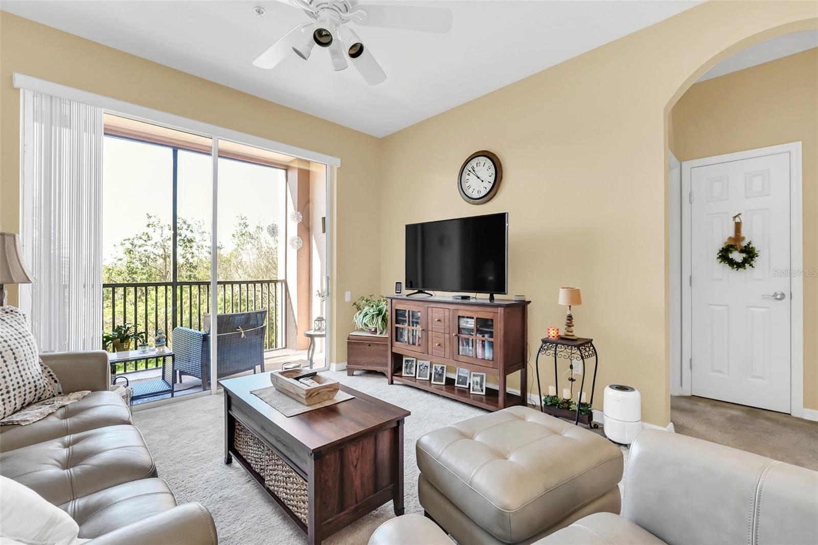 8306 PORTOFINO DR #203