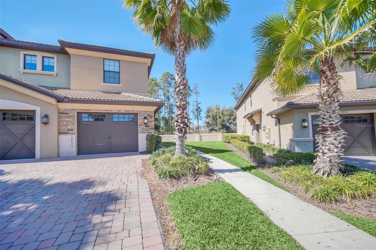 1215 LONG COVE LOOP #1215