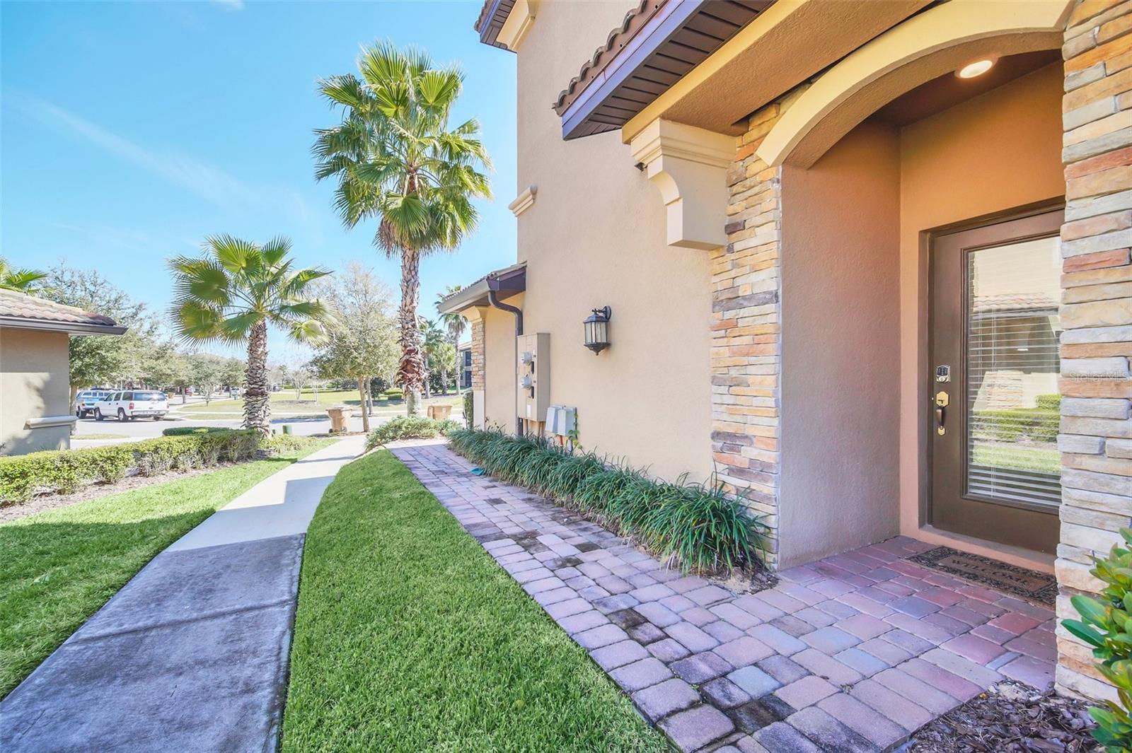 1215 LONG COVE LOOP #1215