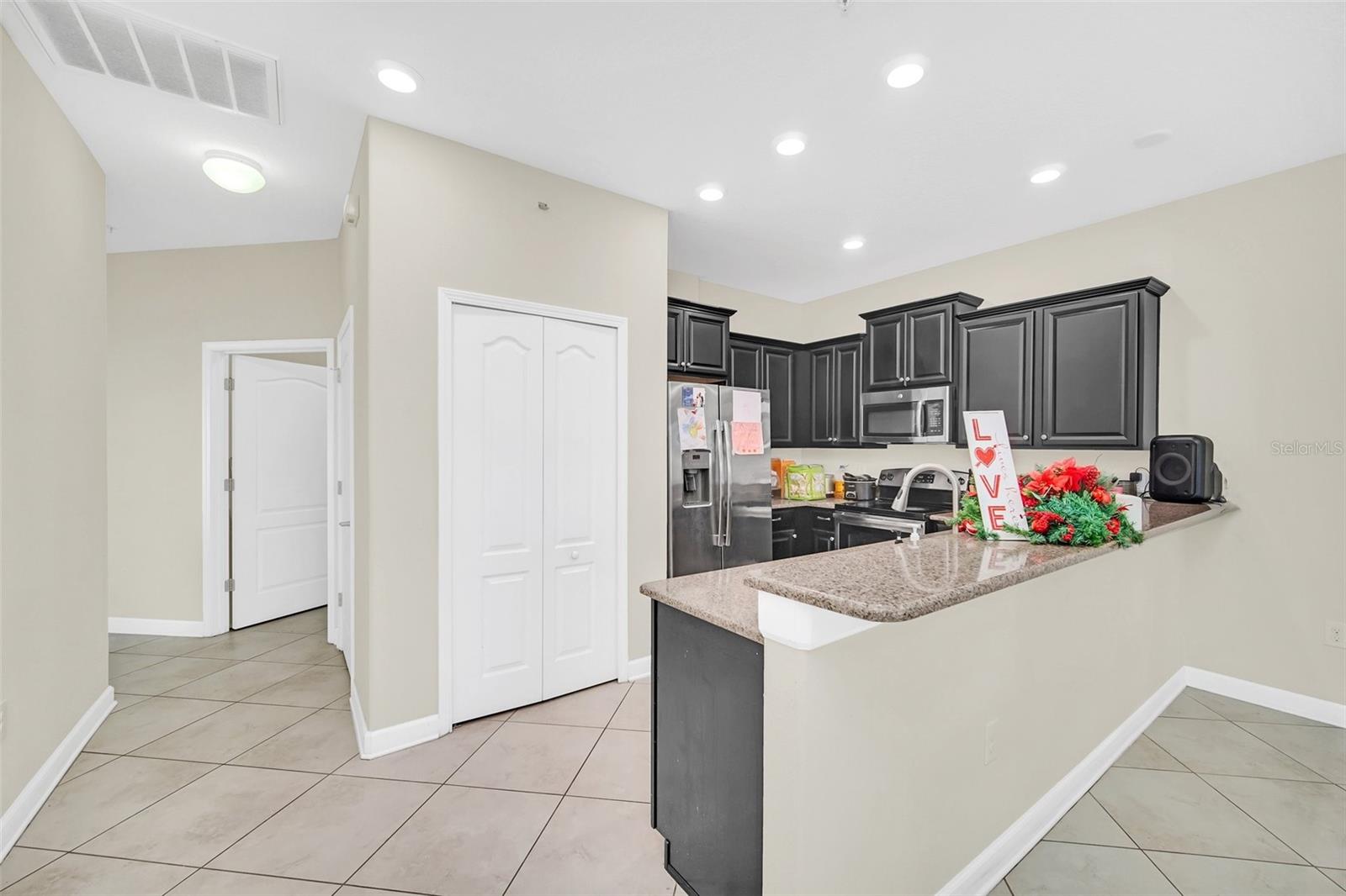 1215 LONG COVE LOOP #1215