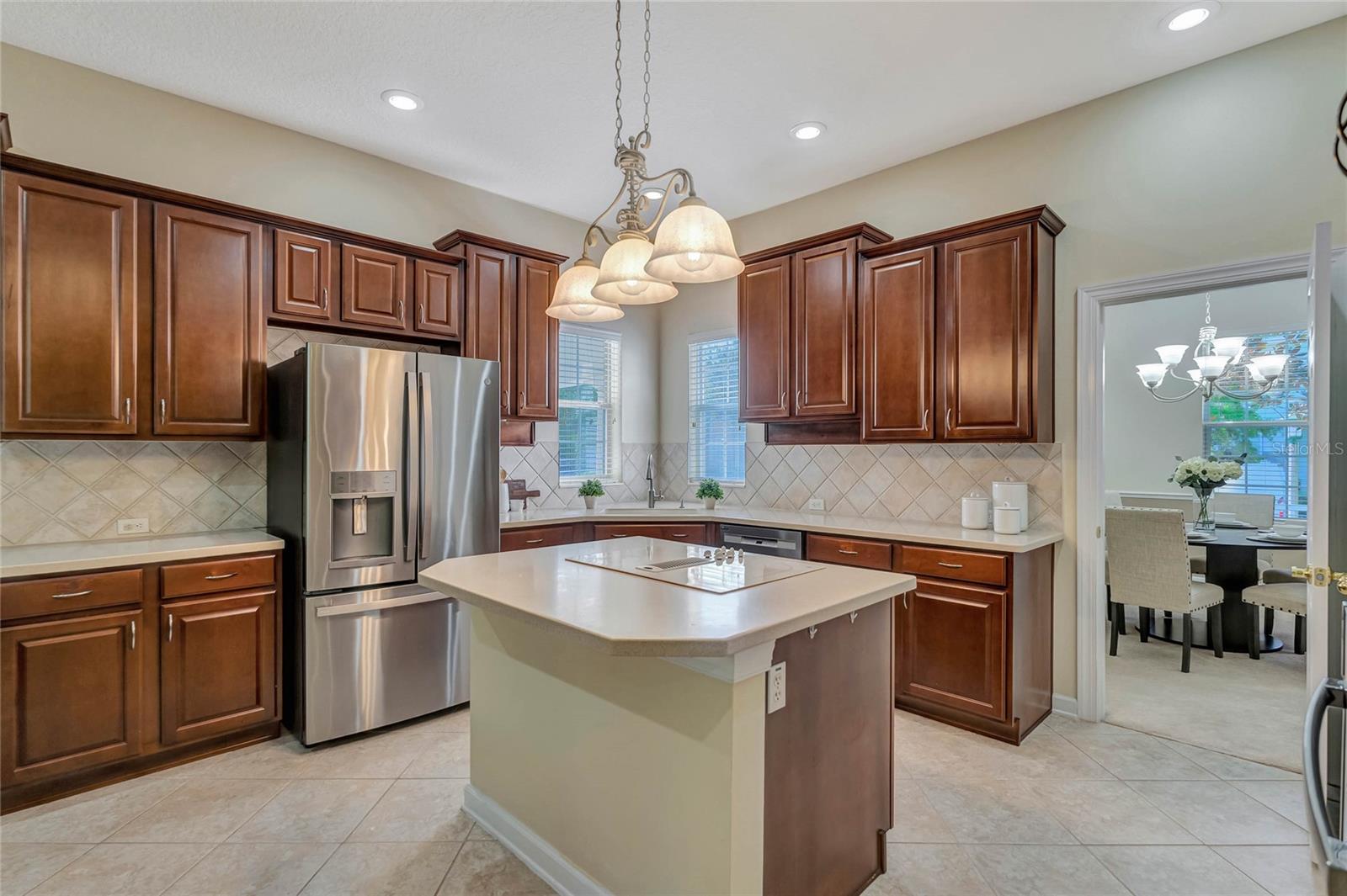 1229 AQUILA LOOP