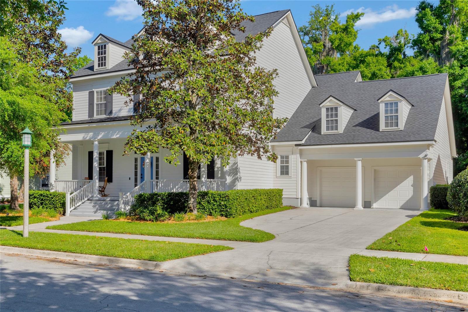1229 AQUILA LOOP