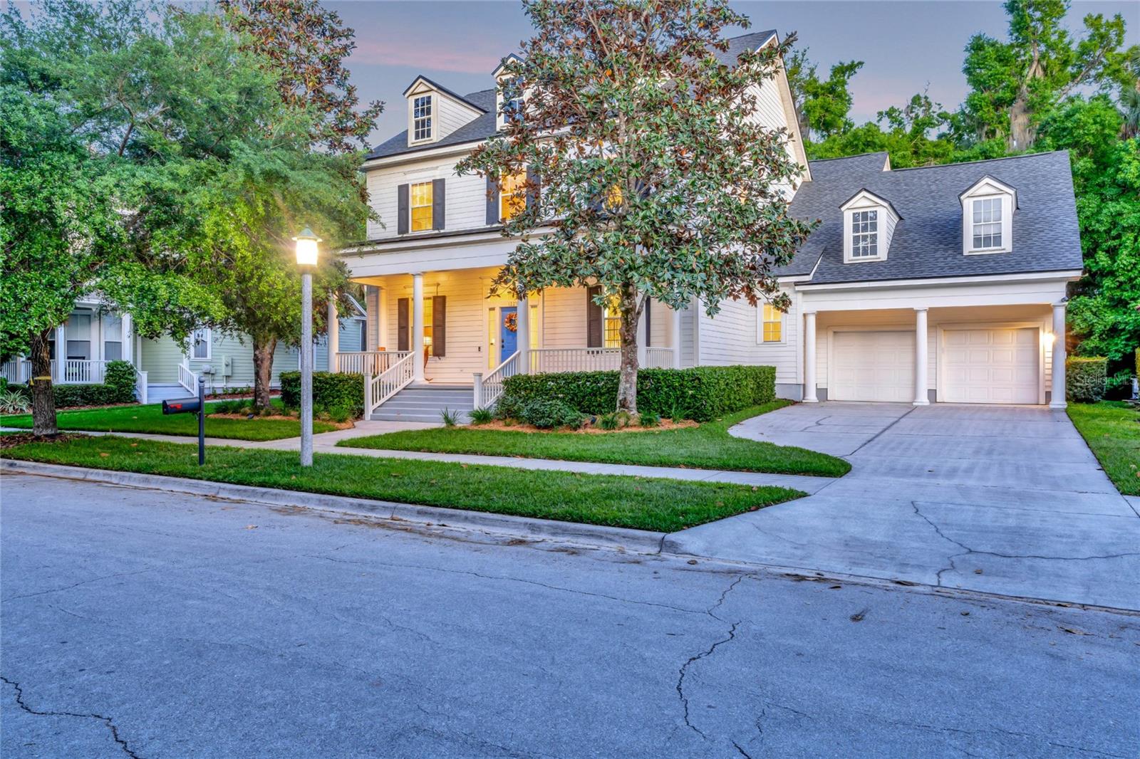 1229 AQUILA LOOP