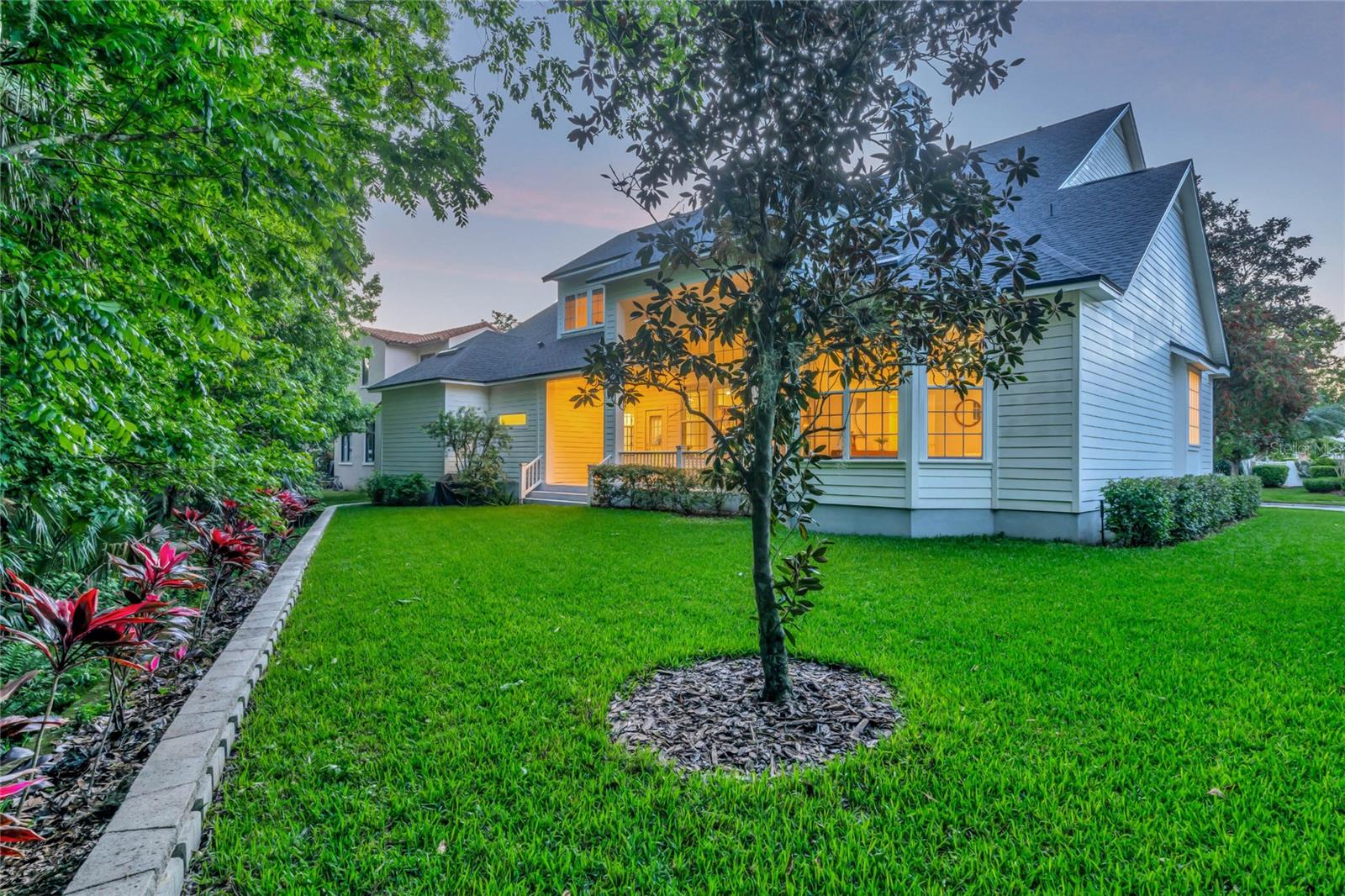 1229 AQUILA LOOP