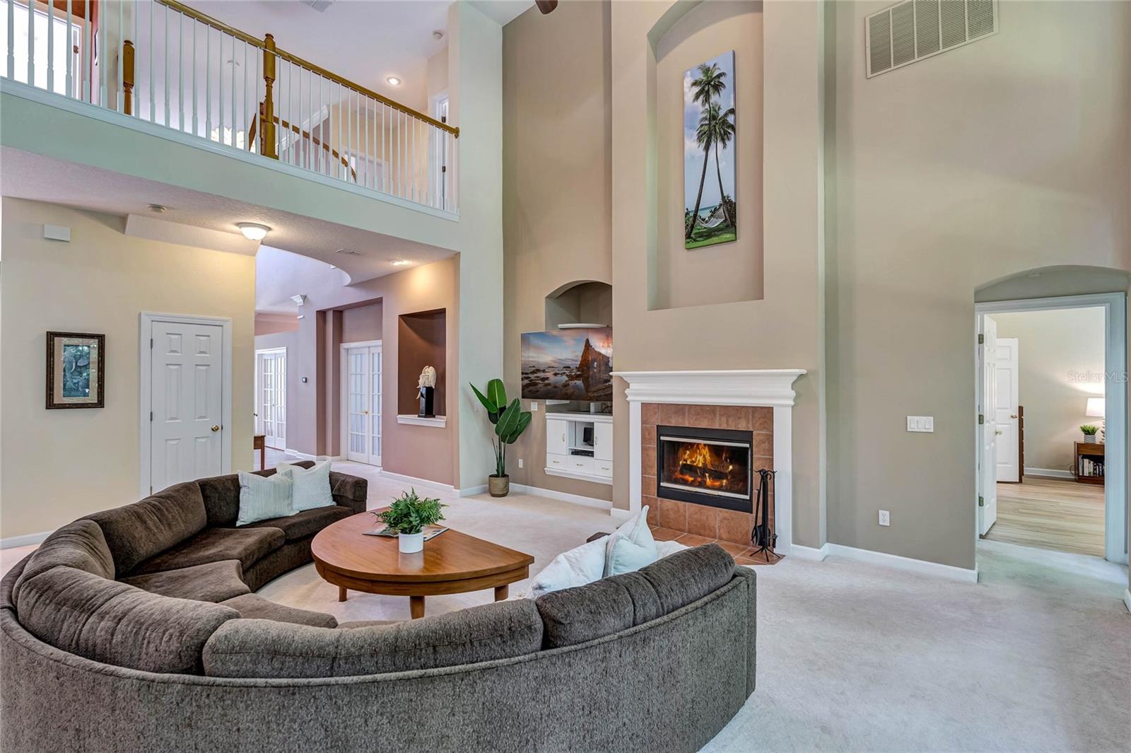 1229 AQUILA LOOP