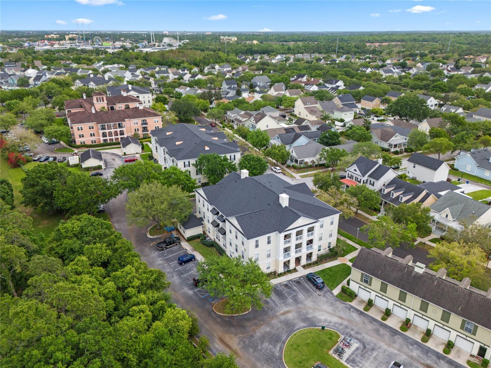 221 LONGVIEW AVE #102