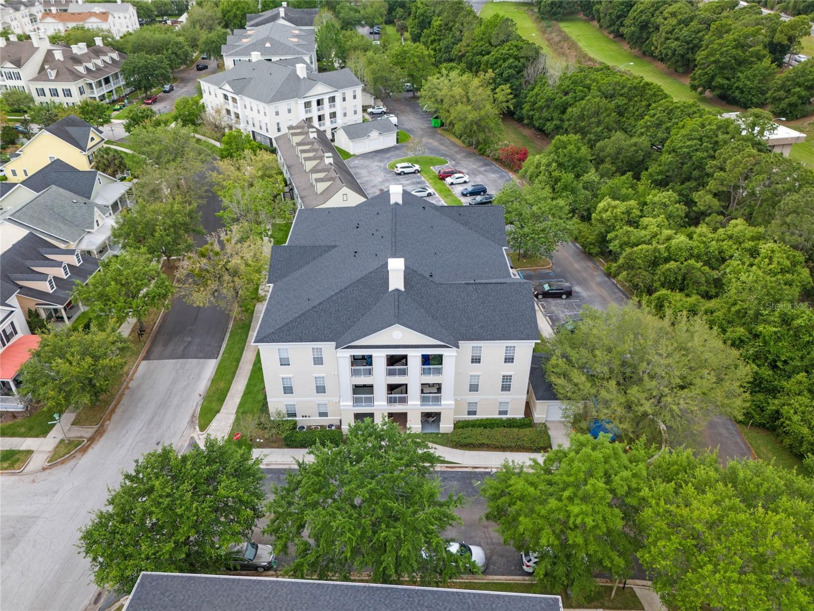 221 LONGVIEW AVE #102