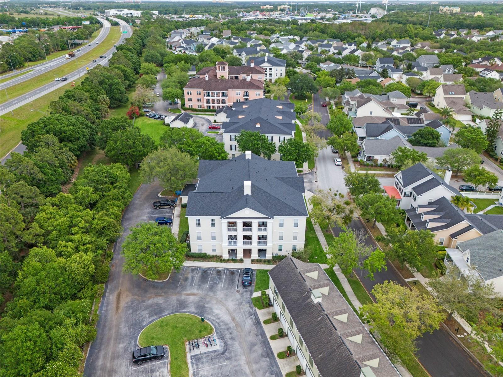 221 LONGVIEW AVE #102