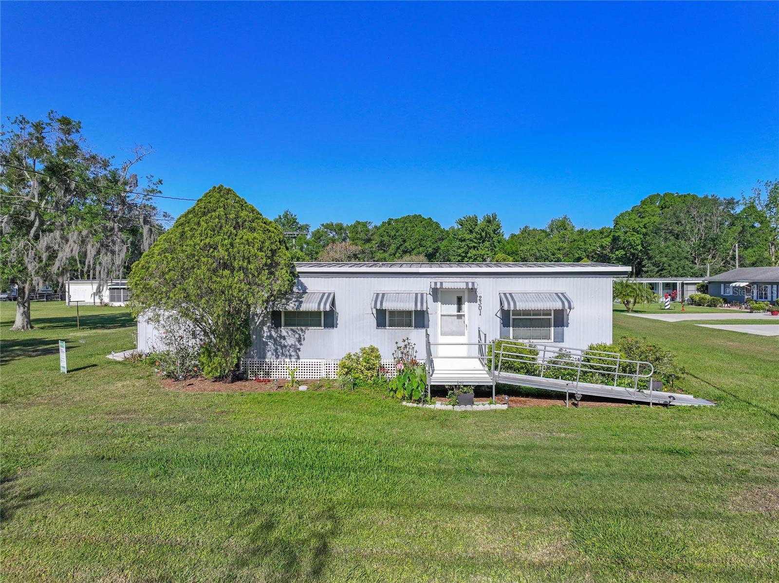 2301 REYNOLDS RD