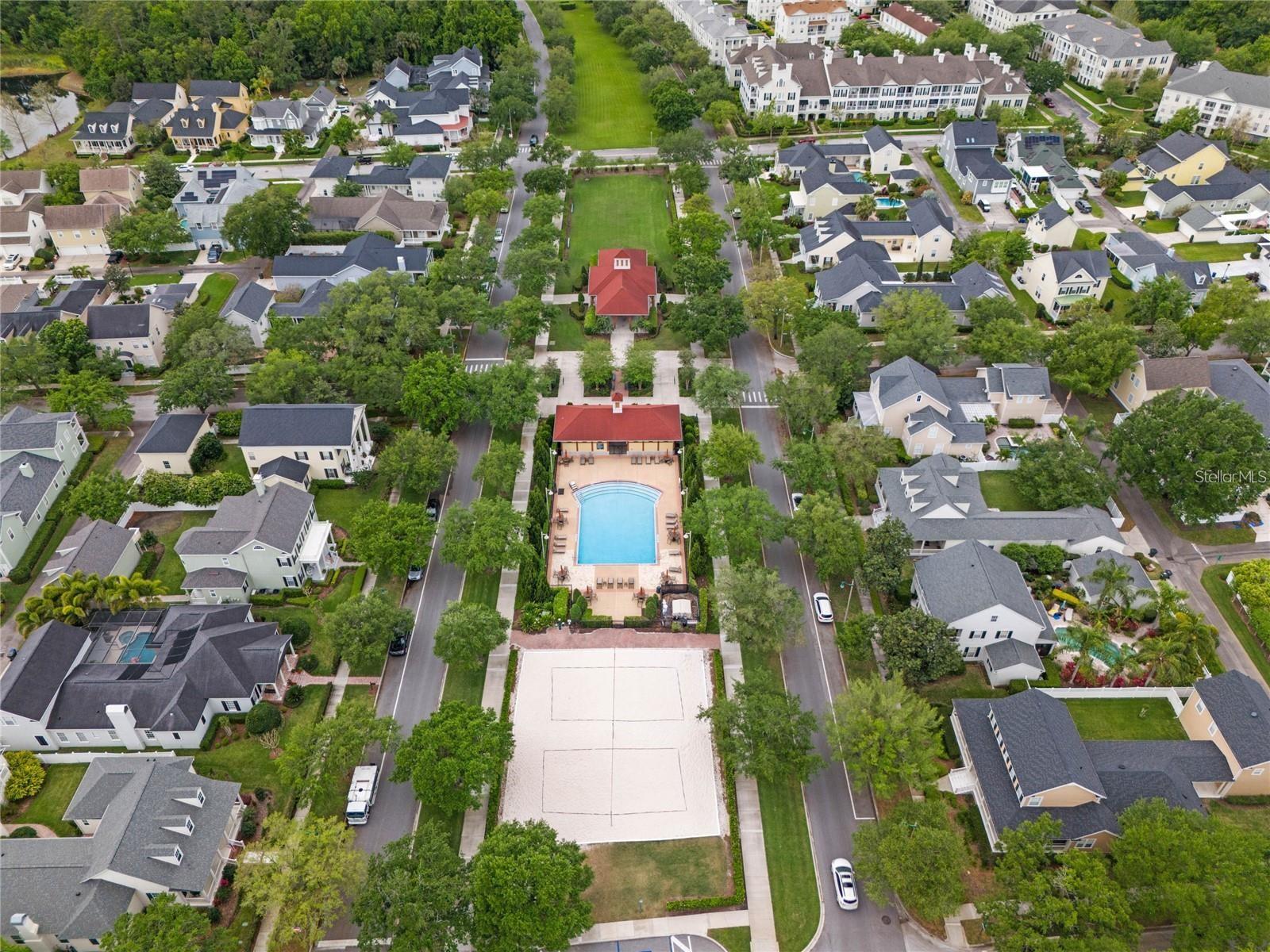 233 GOLDENRAIN DR #304