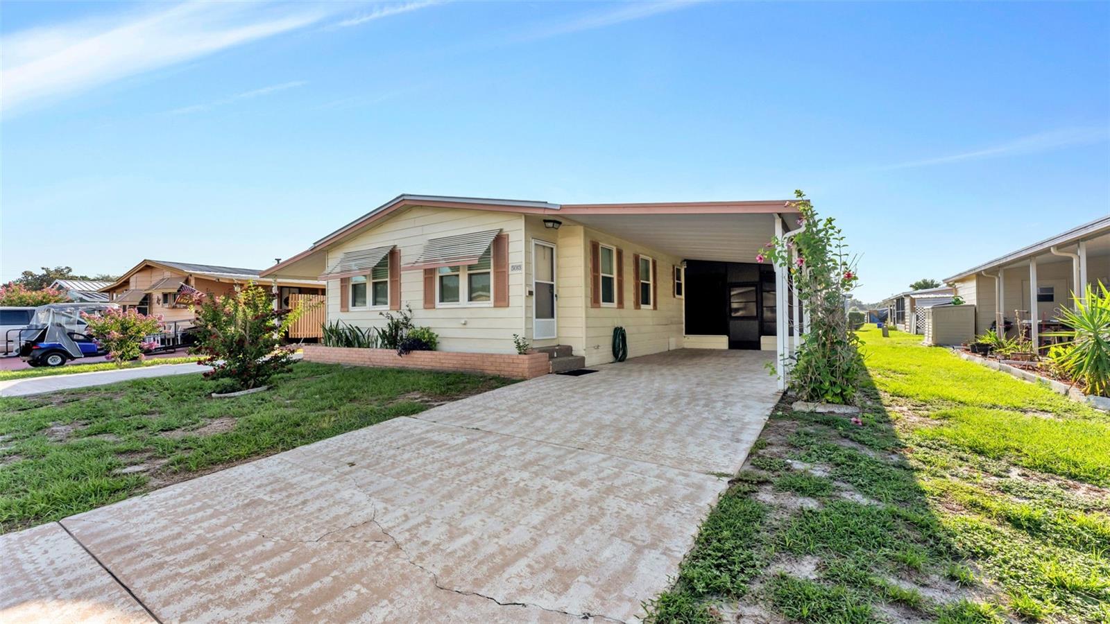 5013 FOXWOOD BLVD
