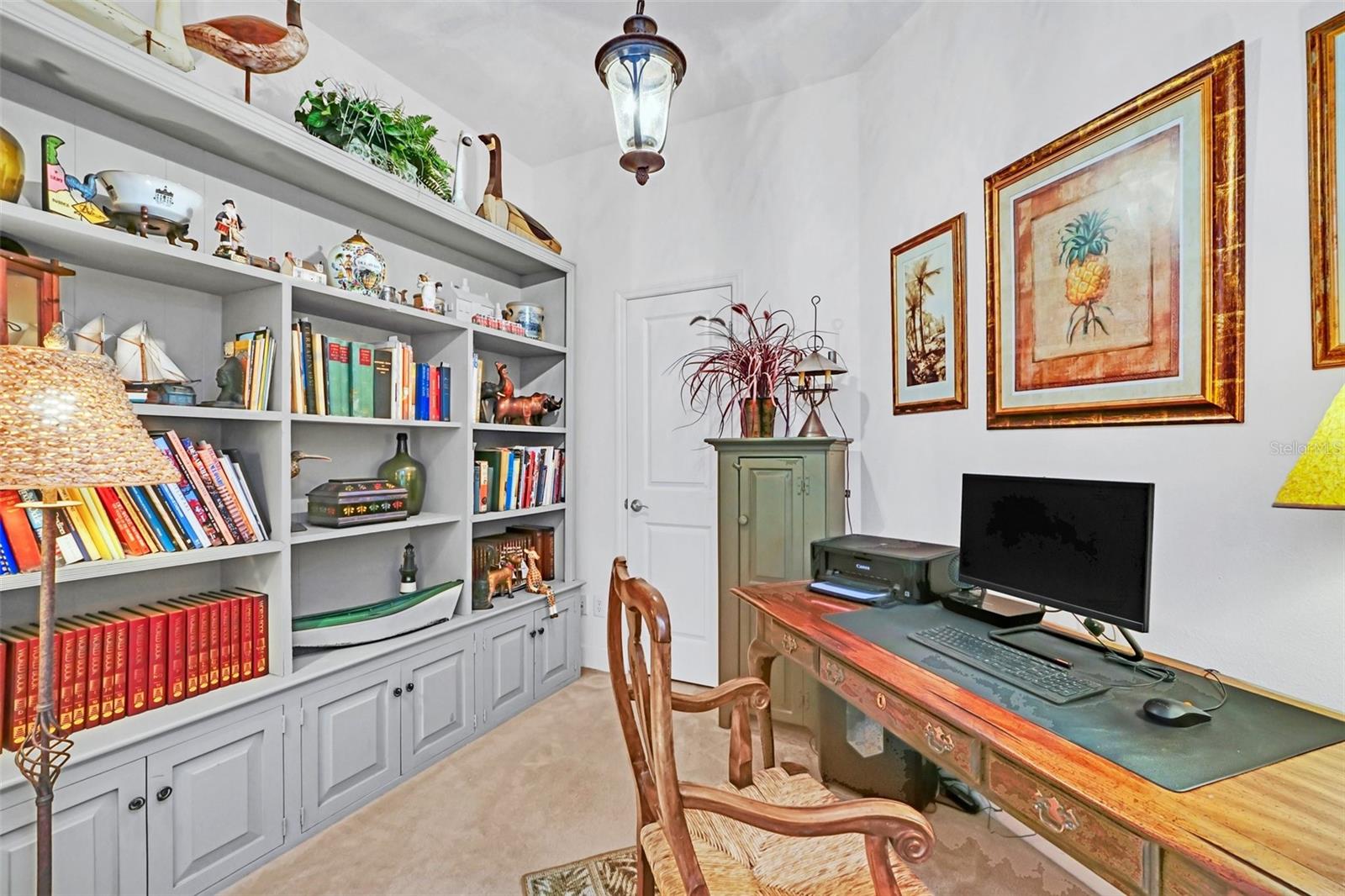 1410 CELEBRATION AVE #208