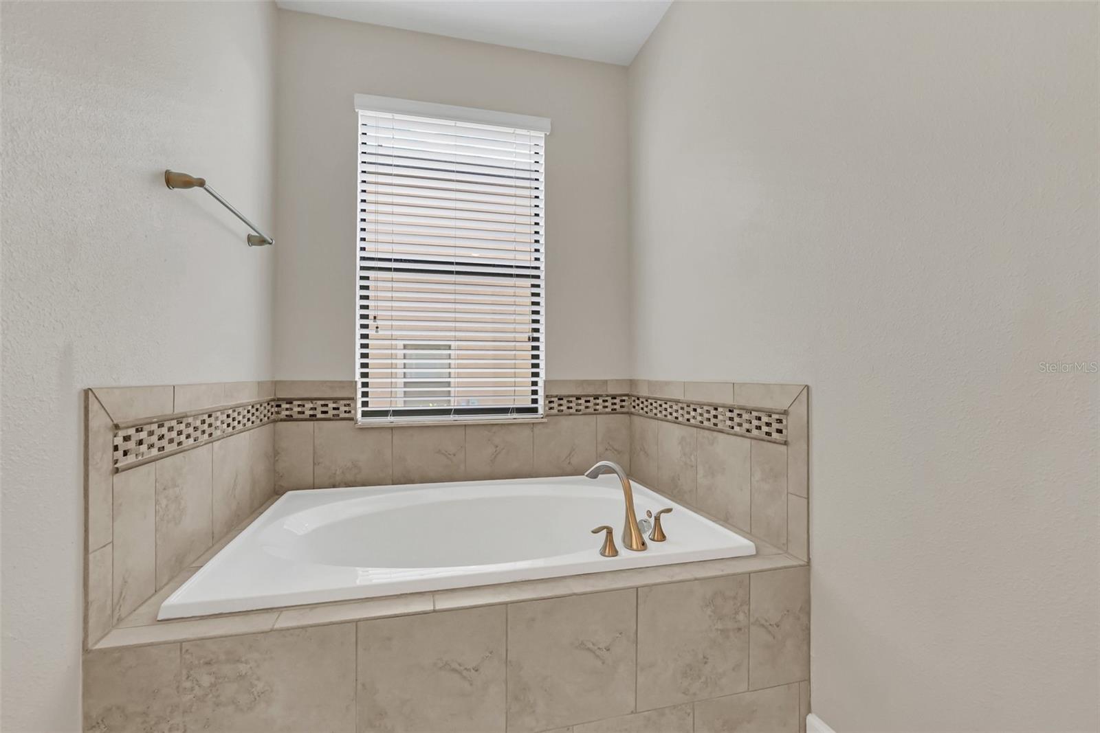 8972 AZALEA SANDS LN #8972