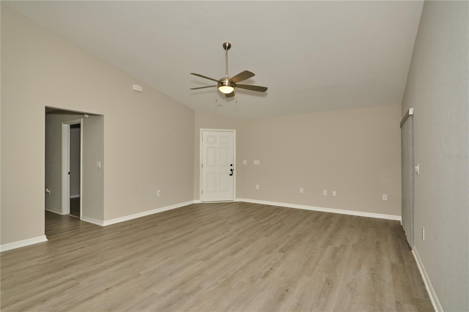 1335 WINDWARD OAKS LOOP