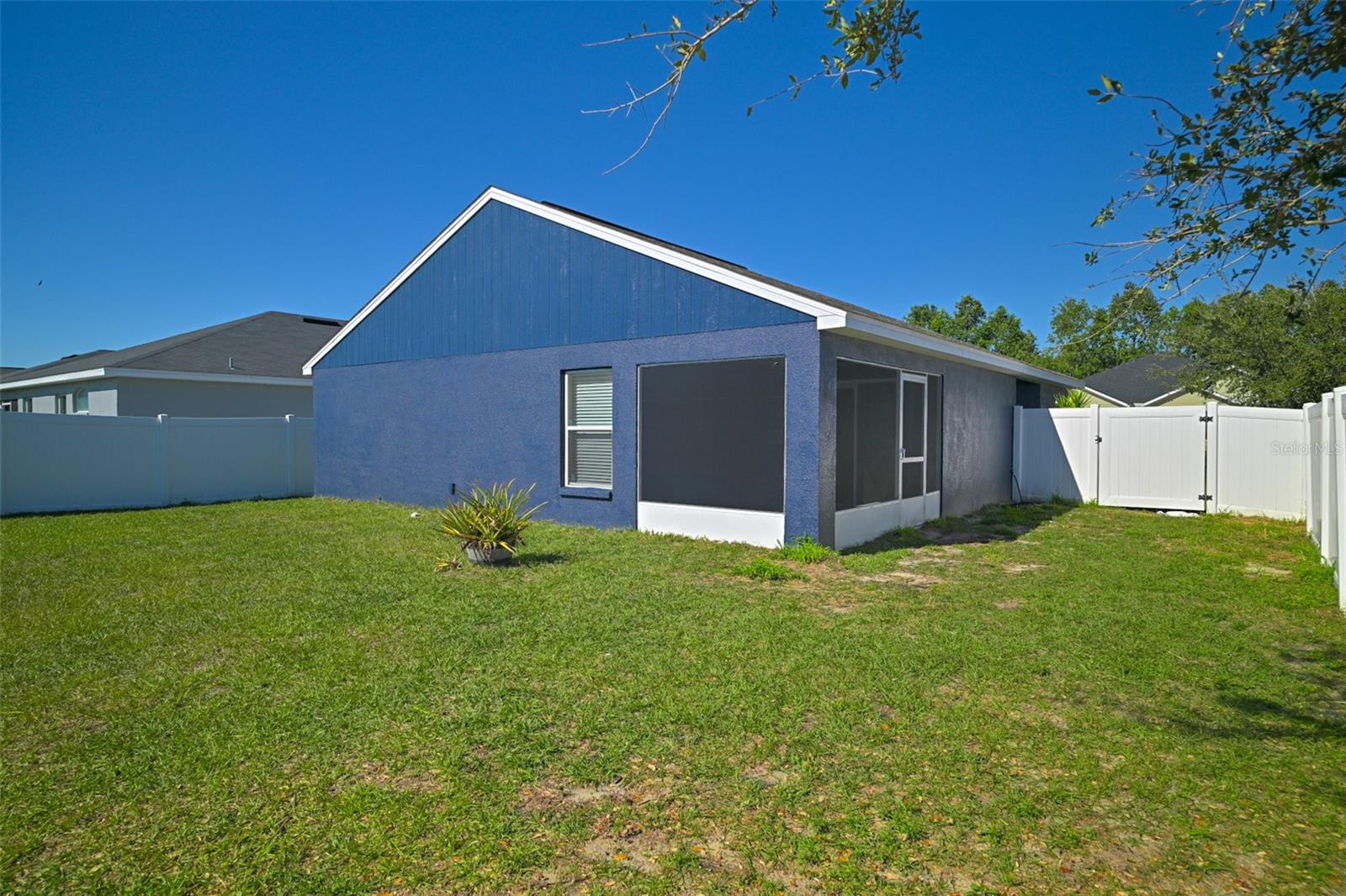 1335 WINDWARD OAKS LOOP