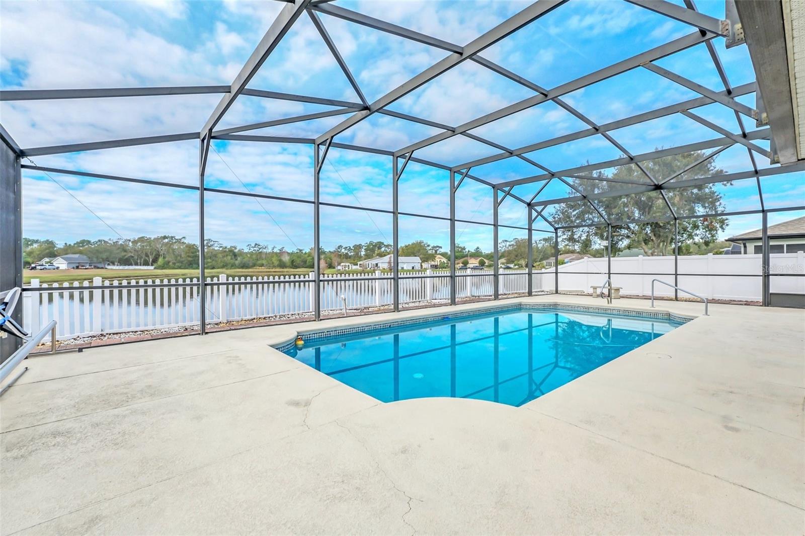 4878 ZION DR