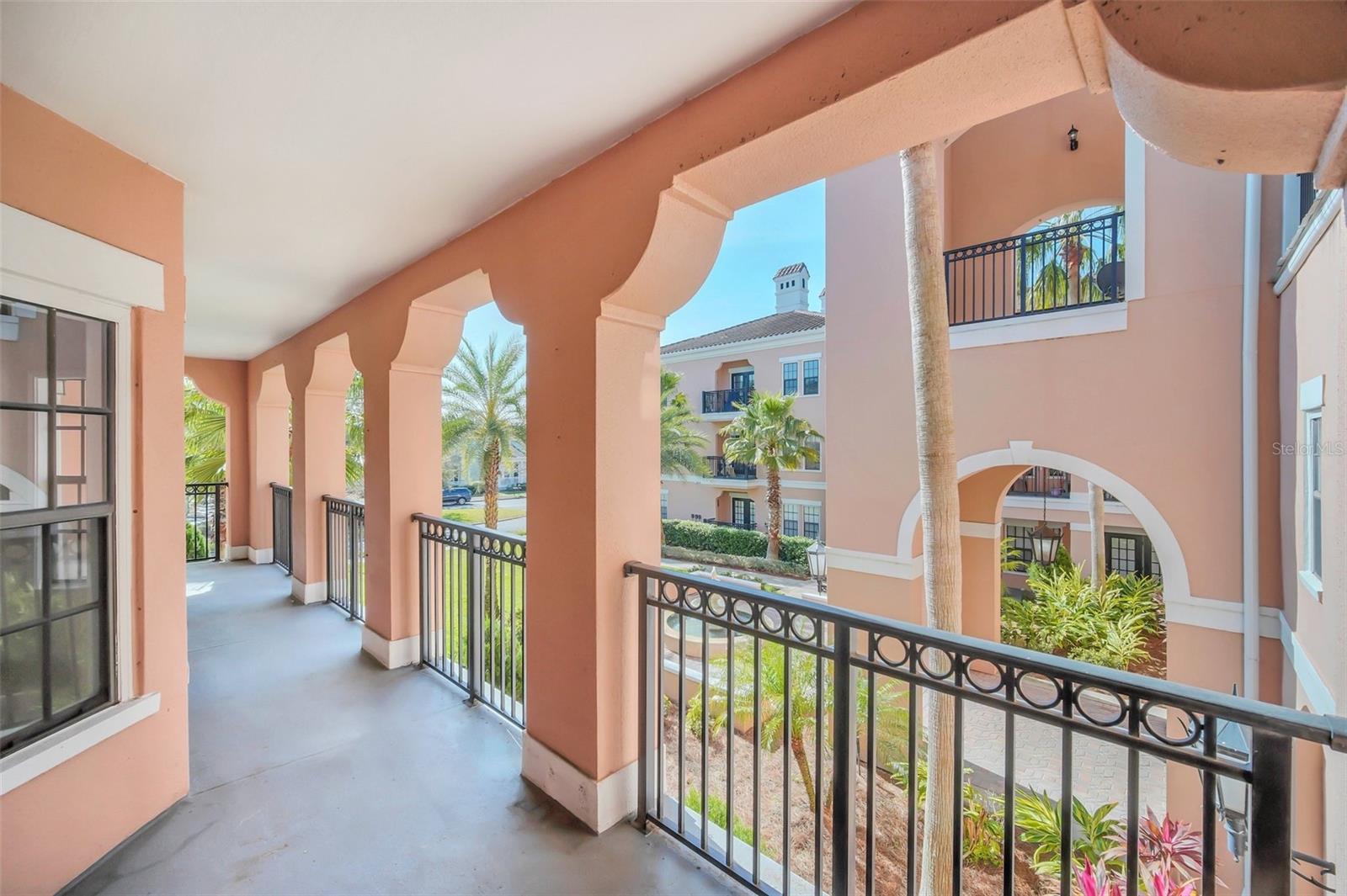 211 LONGVIEW AVE #209