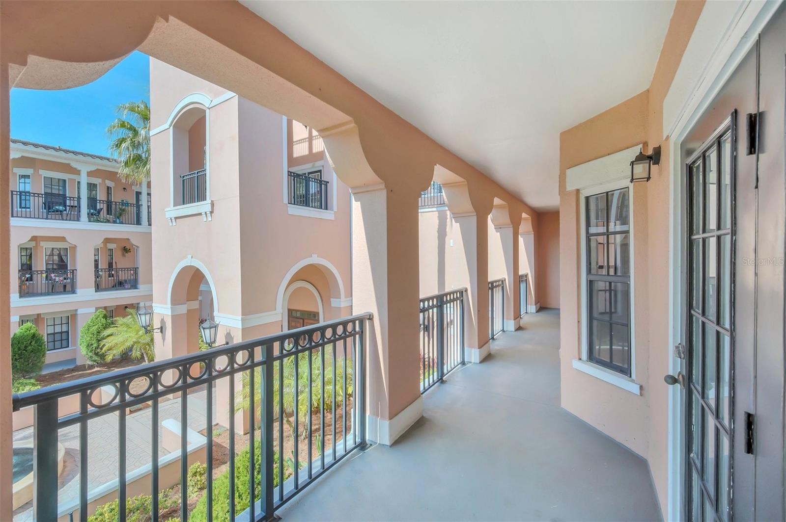 211 LONGVIEW AVE #209