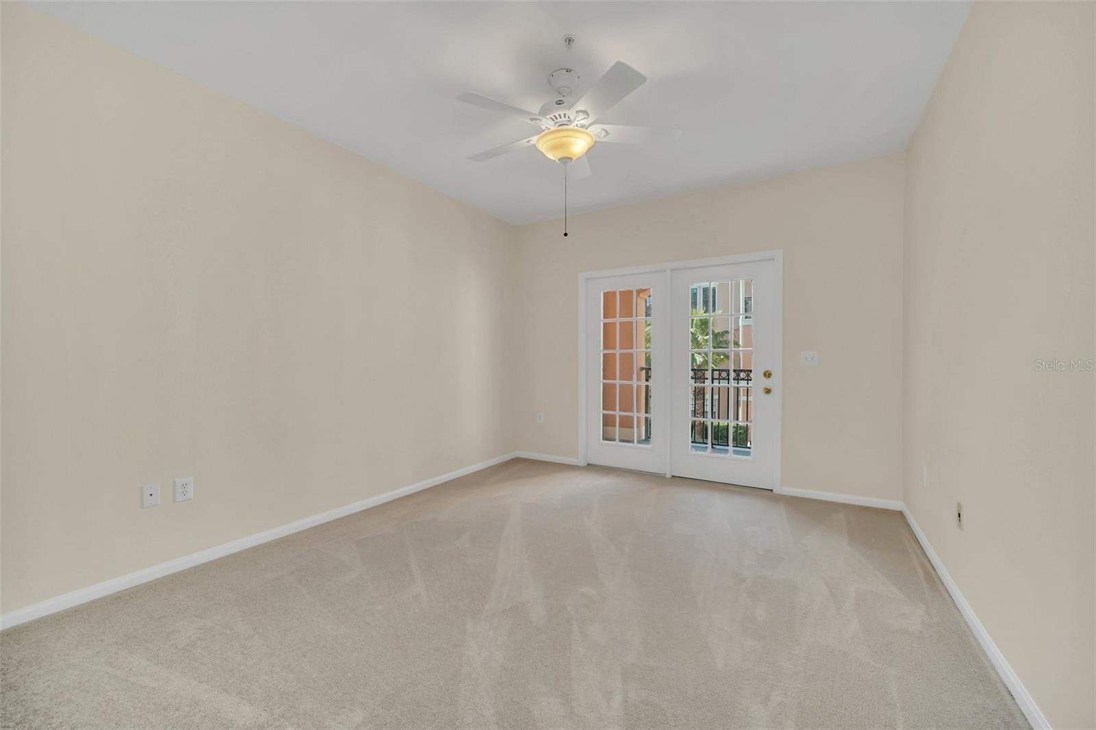 211 LONGVIEW AVE #209