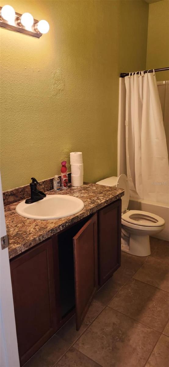 130 HIGHLAND MEADOWS ST