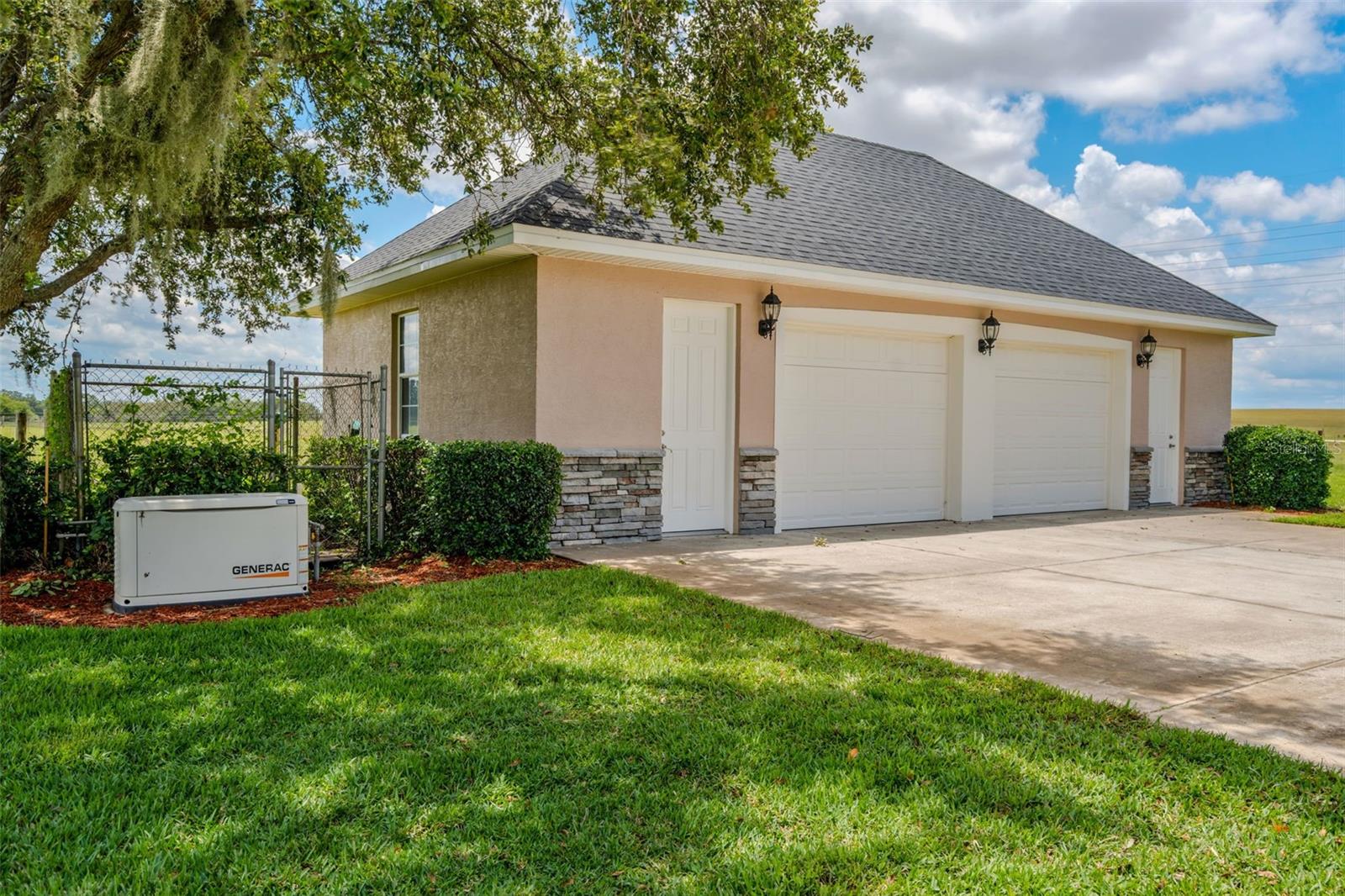 2350 BRADBURY RD