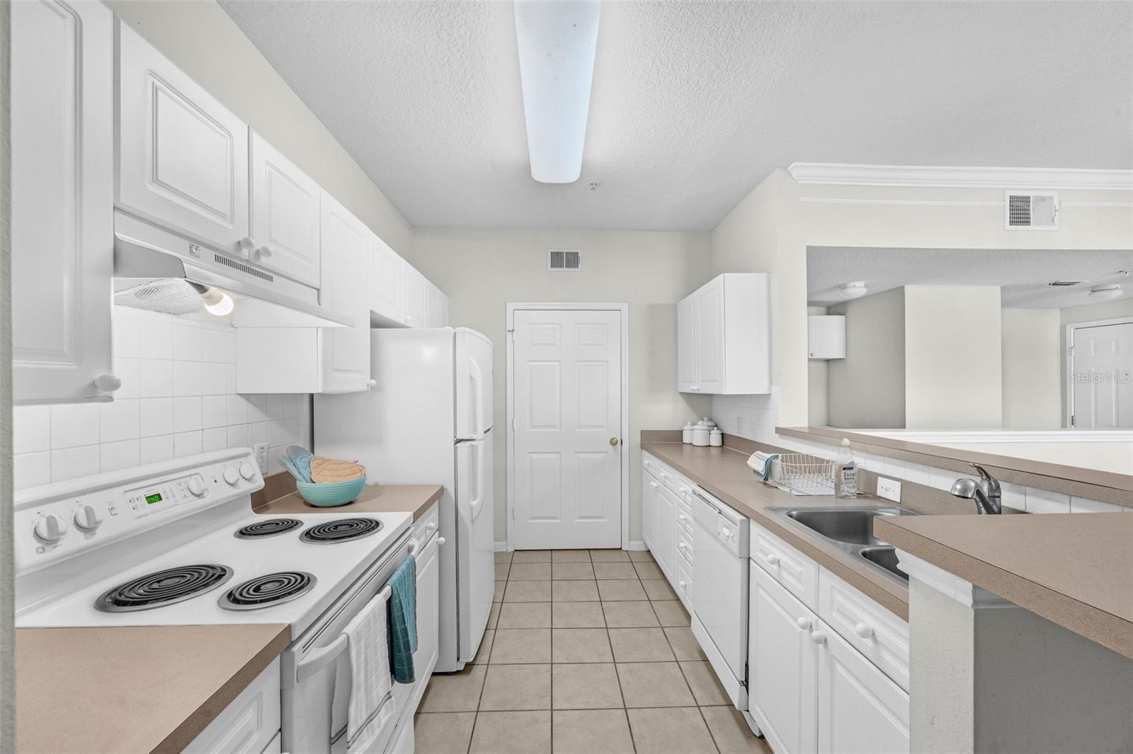 315 GRAND MAGNOLIA AVE #101