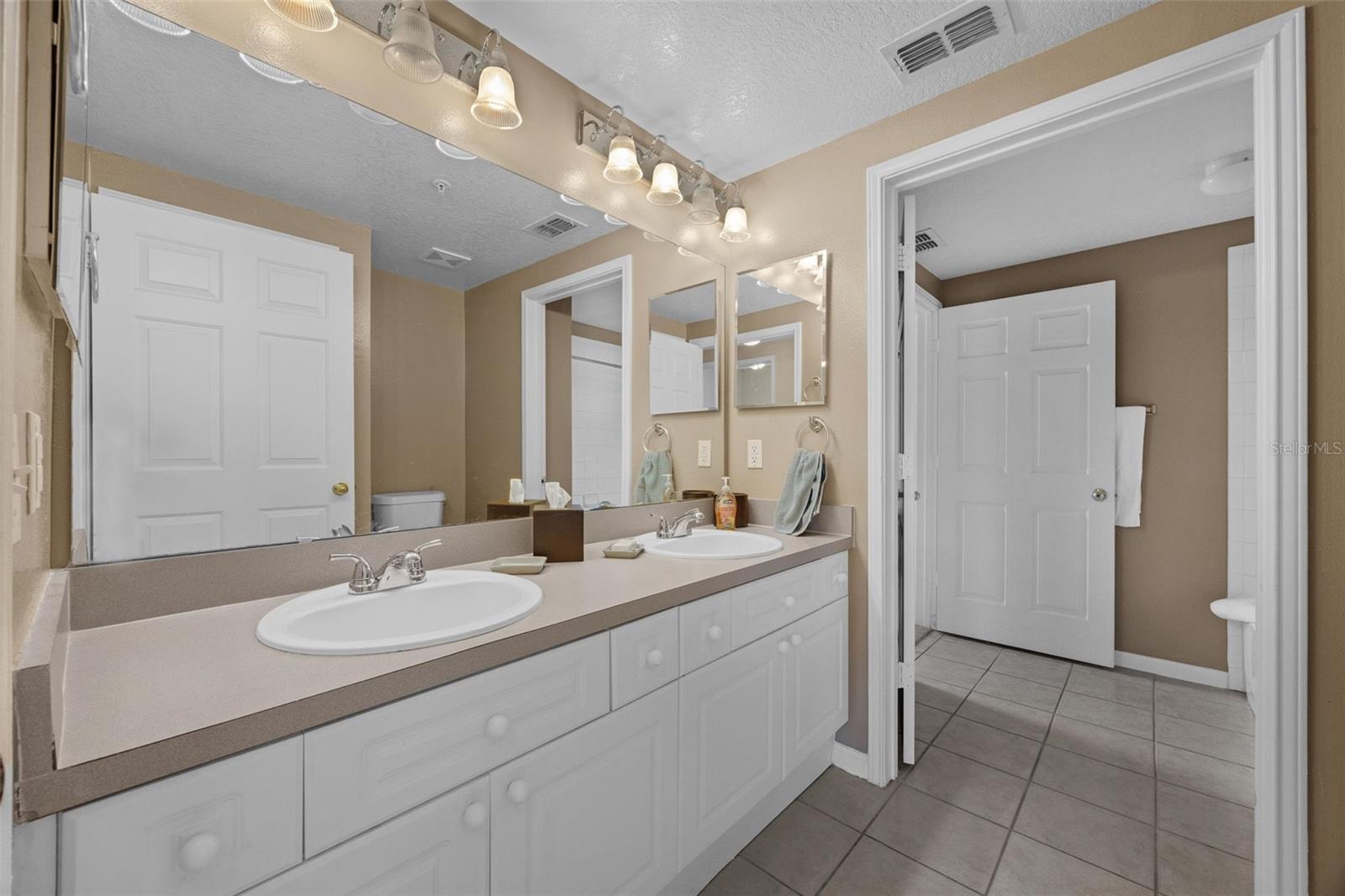 315 GRAND MAGNOLIA AVE #101